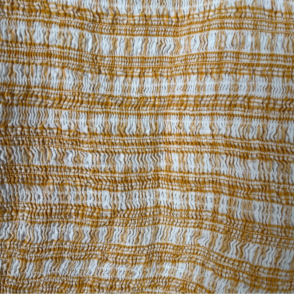 Yellow Ribbed Crop Too - Picture 2 of 4